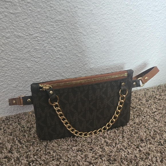Michael Kors Black & Brown MK Monogram Chain Bum/Belt Bag (EUC)(S)✨️🖤✨️ - Picture 6 of 13